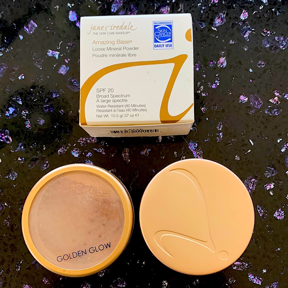 Jane Iredale Amazing Base Loose Mineral Powder. Latte (2) and Golden Glow (1).